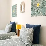 Charming Townhouse Óbidos