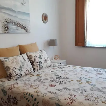 Charming Townhouse *