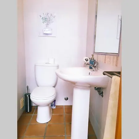 펜션 Charming Townhouse 오비도스